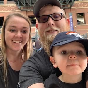 Meet your Posher, Brady